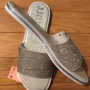 Juicy Couture Yippy  Sandals Size 10 NEW